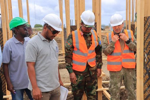 25325360f250f3b0af4ee4442dec27d7729f1ba93d725bd7beef81915a160a2f