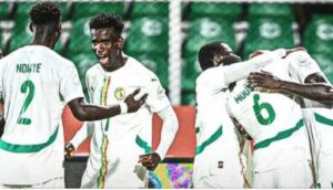 365c1d523d9fe19074821d356a3eaafe104eb3fd79cb002126786971eb0a49ca