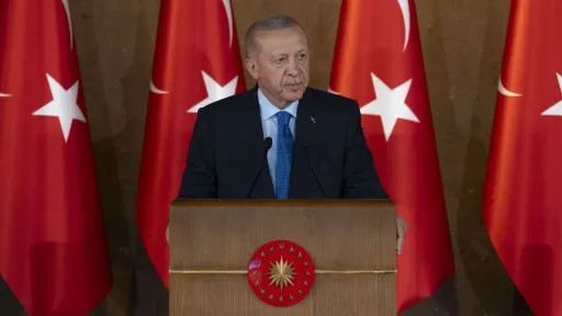 ba5a9ad30f81d764b0418d3e3cb0efc71209a033617d9e71eada03679e91ba70 main