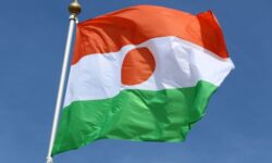 e41edb193e1c7827bf87a92be95b82de020b539605c235fb02d8d959f9c42075