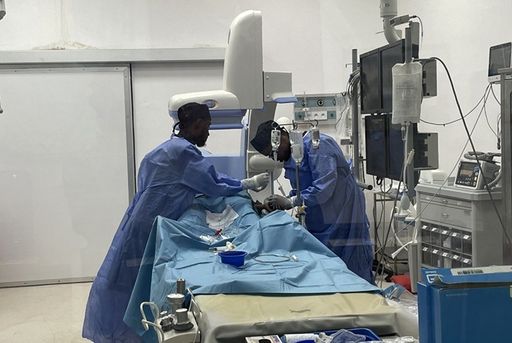 0832df1bd2f09cd75c8b41d98a5d76e3f1fbaa109364d7856d782bec2857a3be