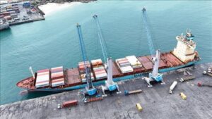 13bc50aa97902bac9b88295ec4f550991bcd8bb0c7500a6494b210658551ba65