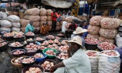 1747325799424 b17e6 2022 05 16t122551z 512408997 rc29 c4ktu rtrmadp 3 nigeria inflation