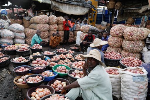 1747325799424 b17e6 2022 05 16t122551z 512408997 rc29 c4ktu rtrmadp 3 nigeria inflation