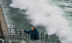 353967ca1b6097e6950ef14685b83350b9388d7cba389b526904ef85b126d4e9