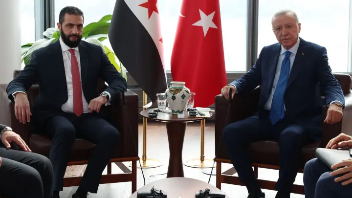 3b173609462681f5ccdbcf99191115d7a8a167e7ffd306f549be2184af61c524 main