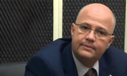 5e39727ba9596a0c8b2c750a6c4715d417e2152d4753e674d1ebd3b20ee58d77 main