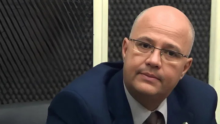 5e39727ba9596a0c8b2c750a6c4715d417e2152d4753e674d1ebd3b20ee58d77 main