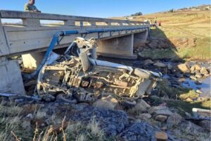 aa65c86b88f4147cc06f08433e83327c549239707da44c9c1d50a5e27a48d455