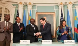 b73a60ff82a342221163a9f75d72e43ebd9e4745d2d0b38eb074dfb59687d550