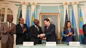 d22aee64eeb359a88593019d1da29d3497bab6be86bb8f6c8ff4cc0bb8a93607 main