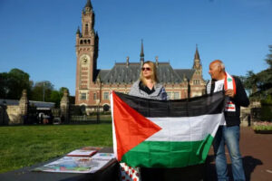 e2df2c4a00abf5eca4c811b85d2681ee7790a862f43d7892468bd4d62867b735