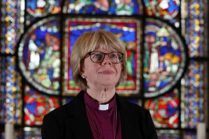 01e33623a81a2367de60d0cfeabd2aea5dd41f073f8cfaf6ccca33f7ca82e6f6