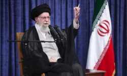 4af0eb1596cac683f3730b54e881dedb283fc26904a1a8e6f16e354e38f44570