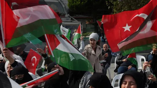 86a8af4c76b7200a528170767bf99e4ca5c6393028abac81b3494e31f0c01b0d