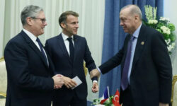 a2f4955d18610ccb1e5ebd0bc91f07e288e92b925b7407453a0a53ad7628fbeb main