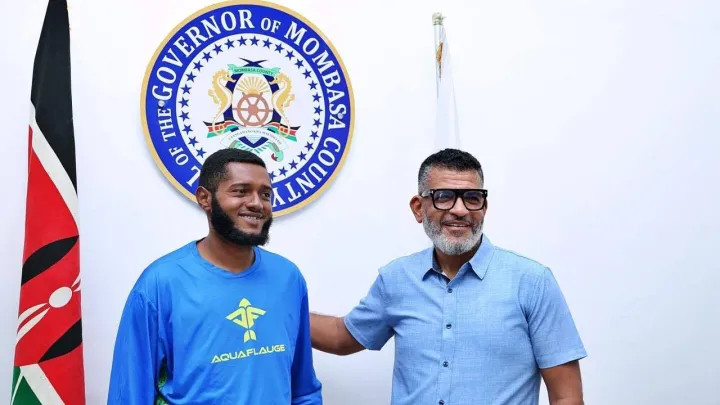 b8ebda8802ba09b7e4ee7f63490f610660fb1c94b02ea4ba8672e9f25ee70089 main