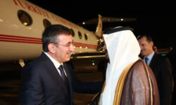 c7e4415af8b06b81f7c139f4c5d5144e8e00f77fef2177ba5be5eb0a1bcbc7e3 main