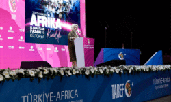 cee91a26b01acb7429b55422e41a1c916c2fda4481e0f29a7d9fa082ce64f498