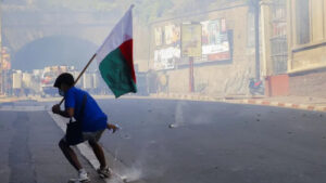 e153879ef35d1332e2d470f130484541b3b2aafac3fa82a26f3818224401b9fe main