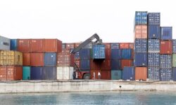 158feb49a7d90c28ff010436c3bf08ae5f0aca209e219bb6cb10e0e1fd3fb626