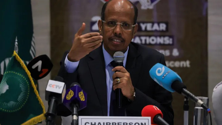 1763028510401 e44bpk 3f3420e07eb2cc19965076d11badb0c5f3aa443acb03a9224afd8e0b61b11b19 main