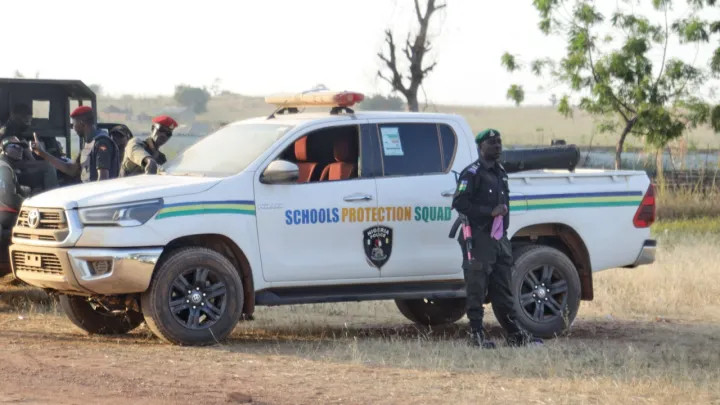 1763828918362 cn9f2n c770897d0905075d8c8d1c85861abc40b645236e68842d01acb5fa73f8ebc7e9 main