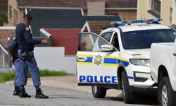 2025 04 16t122924z 1 lynxmpel3f0k0 rtroptp 3 safrica crime main