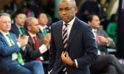 2025 05 09t074550z 1282674109 rc24eea2uow6 rtrmadp 3 safaricom results 1