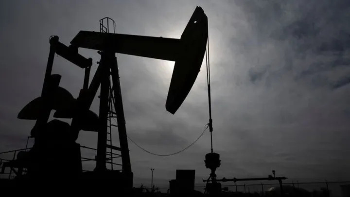 2025 10 22t015015z 1 lynxmpel9l01r rtroptp 3 usa oil fracking main