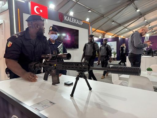 4f9f56398c2c5520d9a68eedded2f66d7e713d09fc1e63a02e12af093fd7ac79