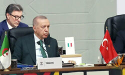 8bc402c0615945caf30638132da791a5e721c80d5b3d26d2b0c138df51bb3050 main 1 2