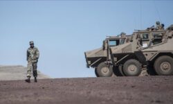 a37692f1fd44bc9e5278787a3747802c592df50d5f63ea0fe8580a9f30a93709