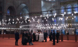 d872c6f2ea0bf20f5982f696c796ae2651c05a2b2b080849e273f94678a03e23 main