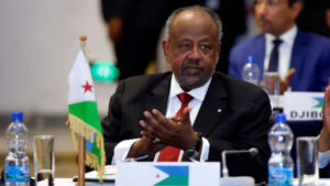 guelleh main