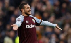 2025 12 06t143003z 1838104439 up1elc614a2wk rtrmadp 3 soccer england avl ars