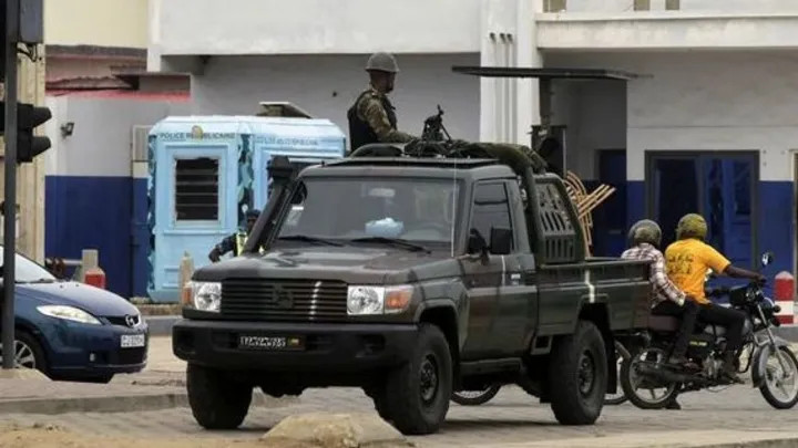 2025 12 09t061400z 1 lynxmpelb808k rtroptp 3 benin security main