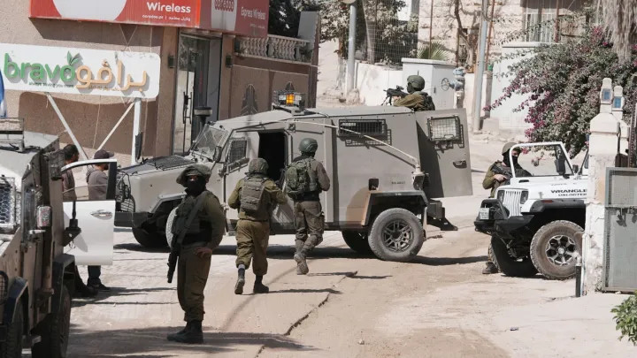 2a348f15b690593f9be11b8cac728df1fdea1cbaae2ae4cb2063abe4122f1ee9 main