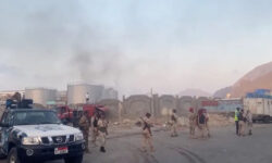 5fcca3bfcd6472b15409bd6f77ecbdeedea7462d1d0775c28f12257bbda01659 main