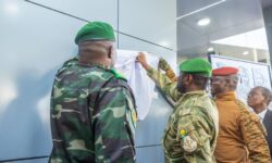 9b113774e76b699b8acfb36454dd5af82719fec3aba72bb6587fcc5d97aff721