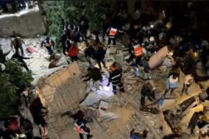 be5d093b507783581bda1320d82fc570f8f32aa6030d30713558f9bede4f67f1