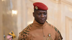 e80c57ee1aac9936ca9a78591fe6f4d2fc6c81062e3f40fb5416b3a2cc1f28c1 main