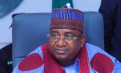 e9cefd860631d7d3d7ddd42a6ac84f66ece8868c5a6d9e4fcc848d19e5694cec main