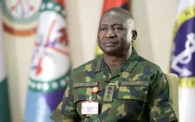 f4e8ac8f ce57 4bce a4cb d78ed9acd7e8.jpg e1764842333613