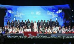 f86c5f5b001c4edac1c88c61f7c3e23b0370dc33ebf34dde30e1bfb387653704