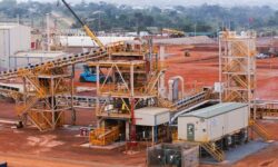 2025 10 31t102651z 1 lynxmpel9u0hy rtroptp 3 newmont ghana gold