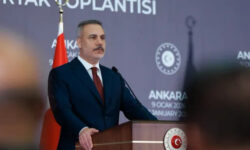 4b328463a2d2cfd7d20238e65f735c93ab49131976bf3c5003c6fcb3f7214d61