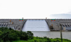 4b63f026faf168f2051aacdda5e59ef97156a0e0595539dd6210ef345d2519a2