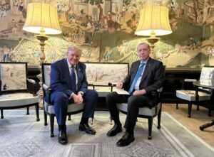 a0b4e56c75d79c2350ed090c342d80c0e3258adaafba213277131dd2a4996bc7