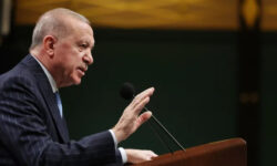 b13544cc86fc4977522c9fc98c94dee1a0a5c5d3a0c981da53e28ca1579ce7e3 main 1